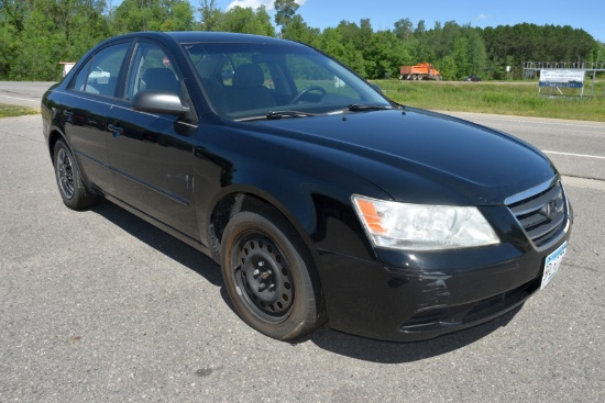 2010 Hyundai Sonata 4 Door, 174,980 Miles, Black