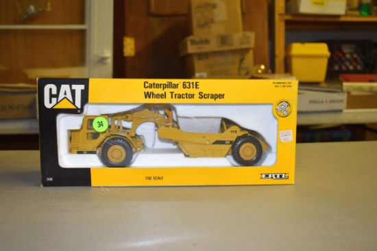 Ertl Cat 631E Wheel Tractor Scraper, 1/50th, In Box