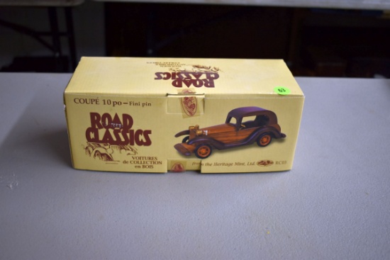 Road Classics Coupe 10 Pro, Wooden Car, In Box