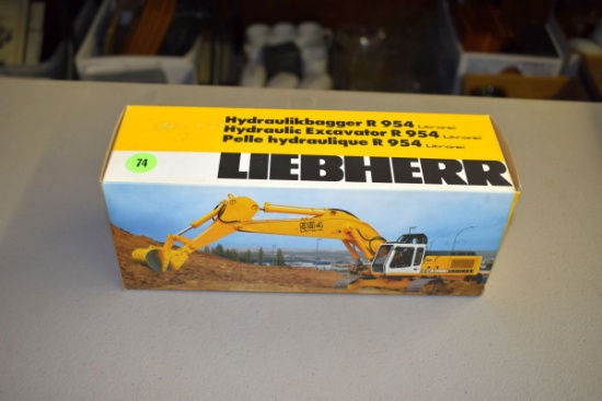 Liebherr R954 Excavator, In box