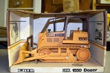 Ertl Case 1550 Dozer, 1/16th, In Box