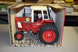 Ertl IH 1586 Tractor with Cab and Duals, 1/16th scale, in box