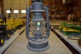 Embury Mfg Co Supreme No 162 Lantern