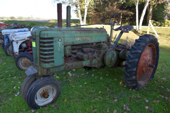 John Deere B Tractor, 540PTO, Missing Some Parts, N/F, Motor Is Free, SN: B81711