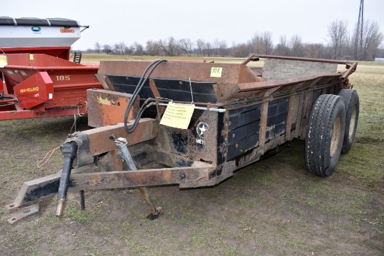 Meyers 300 Manure Spreader, Tandem Axle, Poly  Floor, 540 PTO, Slop Gate, New Beater & Gear  Box