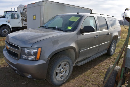 2007 Chevrolet Suburban LS SUV, 4x4, 5.3L V8,  Tow Package, Power Windows, Power Locks,  Unknown Mil