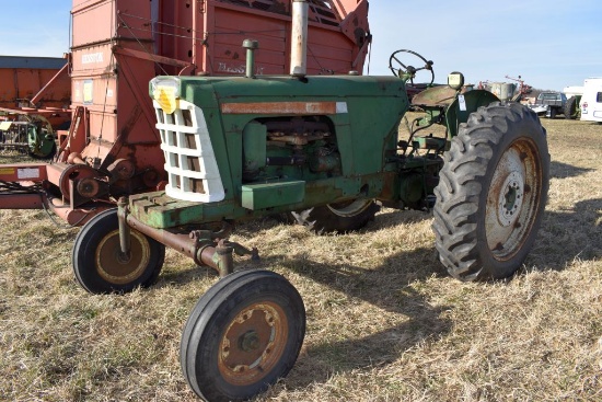 1962 Oliver 770 Gas Tractor, Wide Front, Clam  Shell Fenders, 13.6x38 Tires, 540PTO, Single  Hydraul