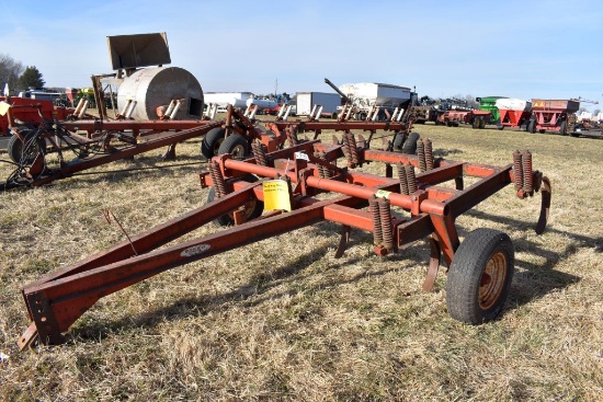 Bush Hog Chisel Plow10 Shank, 1' Spacings