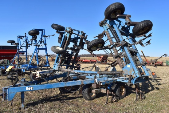 Ag Systems 8000 Anhydrous Tool Bar, 52', 21  Knife, Raven NH3 Cooler With Raven 440  Monitor, Coveri