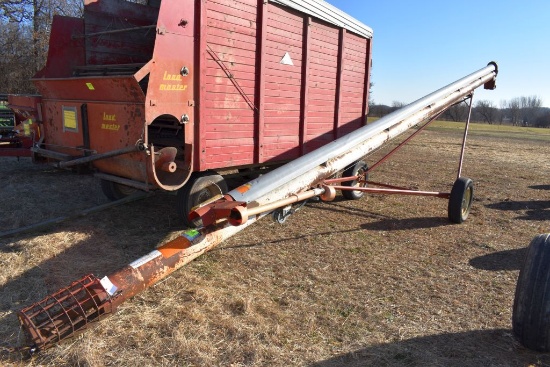 Feterl 8"x32' Grain Auger, PTO Drive