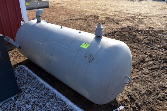 400 Gallon Vertical Air Compressor Tank, Used  Inline with IR T30 Air Compressor