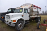 1992 International 4700 Fertilizer Tender  Straight Truck, DTA360 Engine, 6 Speed,  Single Axle, 22.