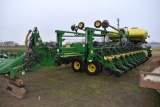 John Deere DB60 CCS Seed Delivery Corn  Planter, 24 Row 30