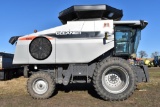 Gleaner AGCO R65 Combine,1905 Engine Hours,  1268 Seperator Hours, Bin Topper, Long Unload  Auger, S