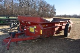 New Holland 165 Manure Spreader, Single Axle,  Single Beater, Poly Floor, 22.5 Tires, Slop  Gate, 2