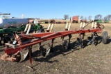 International 720 Plow 5 Bottom 5x20's  Coulters, Auto Reset, In-Furrow