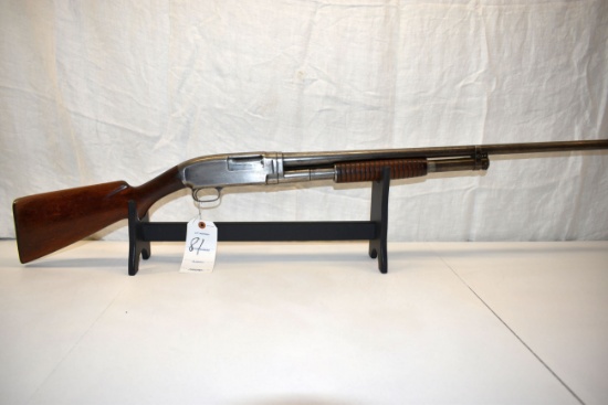 Winchester Model 12 Pump Action Shotgun, 12 Gauge, 28" Barrel, Full Choke, SN: 592811