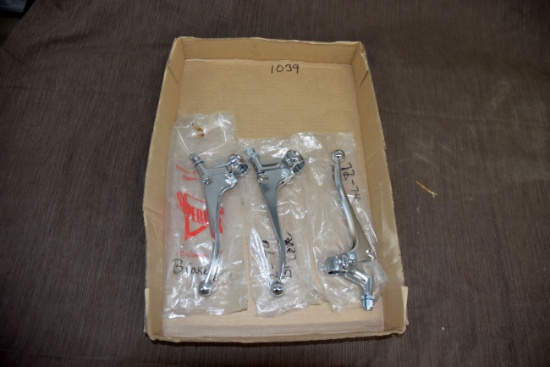 3 Speedway 1972-1974 Brake Levers