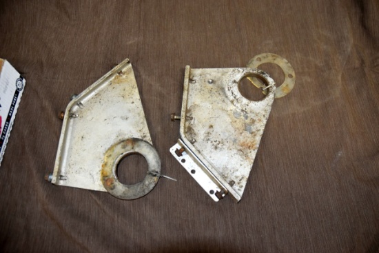 2 Speedway 1972-1974 Uni Mount Brackets