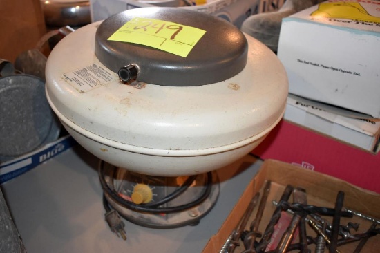 International Equipment Co. IEC Clinical Centrifuge, located building 5
