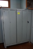 5 door wooden lockers, 10