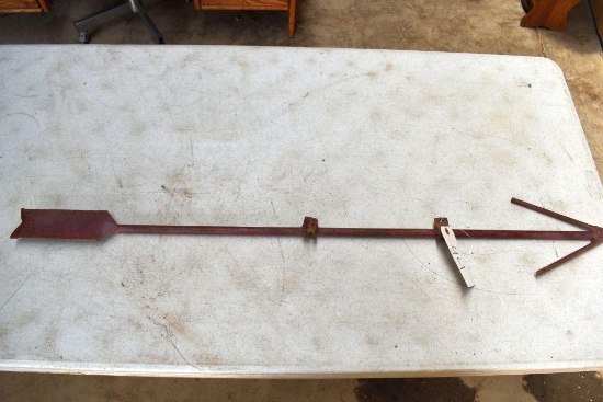 Custom 46" Metal Arrow