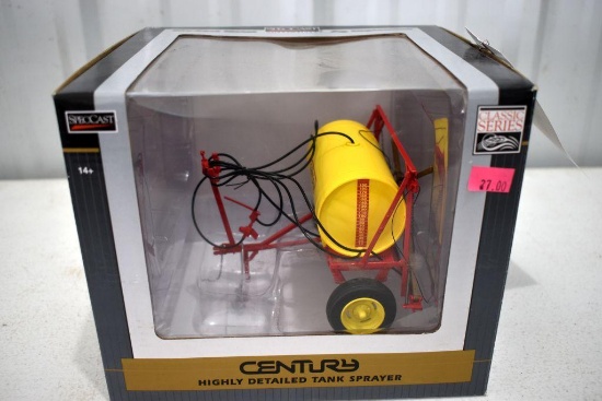 SpecCast Century Highly Detailed Sprayer, 1/16 Scale with box