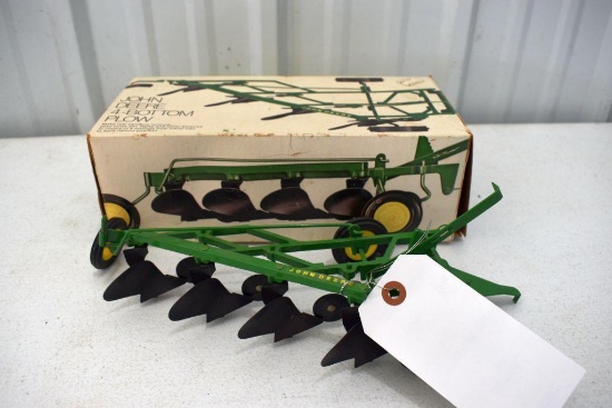 Original Ice Cream Box Ertl John Deere 4 Bottom Plow, Box in good condition with some wear