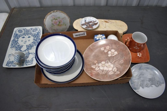 Assortment of Porcelain Dishes