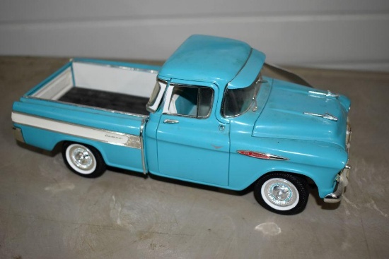 Ertl 1957 Cameo Pickup, 1/16 scale, no box