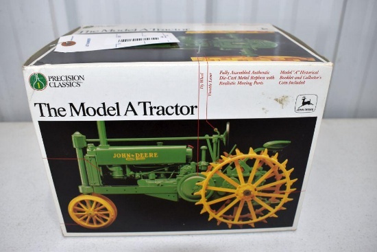 Precision Classics 1 Jonn Deere A Tractor on Steel with box