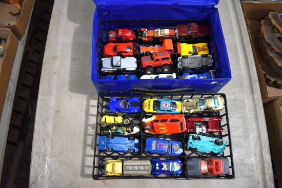 Hot Wheels Case and Cars