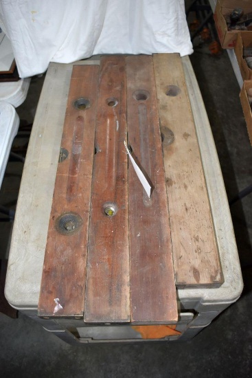 (4)Wooden Levels, including one Disston and Morris Tool Works