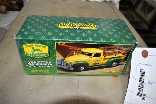 Ertl John Deere Dealer Ship 1950 Chevy Pickup with box