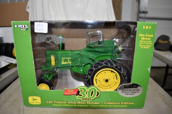 Ertl Britains John Deere 530 Tractor with Heat Houser, Collector Edition, 1/16th with box