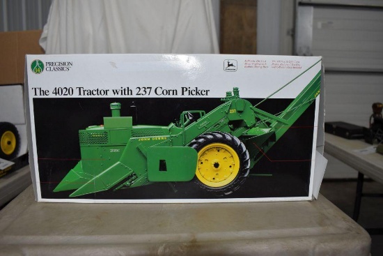 Precision Classics 14 John Deere 4020 With 237 Corn Picker, with box