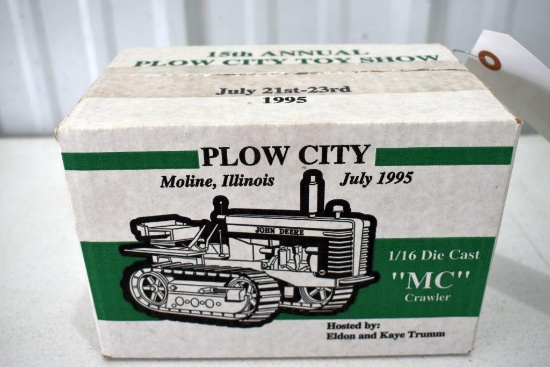 Spec Cast July 1995 Plow City Toy Show, with John Deere MC Crawler, 1/16th, with box
