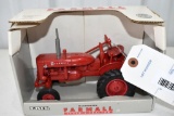 Ertl Farmall Super A Tractor, 1/16, with box