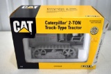 Ertl Caterpillar 2-Ton Track-Type Tractor, 1/16, with box