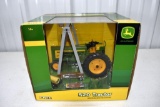 Ertl John Deere 520 Tractor with Restoration Accessories 1/16 Scale with box