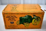 Ertl John Deere D Tractor with box