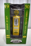 Gearbox Collectible John Deere Coin Bank Gas Pump