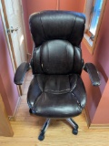 Leather Office Chair, Arm Rest, on wheels