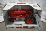 Ertl Farmall Super MTA Tractor 1/16 scale with box