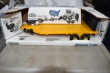 Ertl Machine Trailer, 1/16, with box