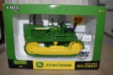 Ertl Britains John Deere 2010 Crawler, 1/16th scale with box