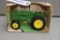 Ertl John Deere M Tractor Dubuque 1947-52 series III, with box