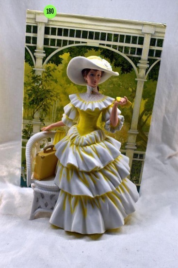 Avon 1990 Miss Albee Figurine from Nationals