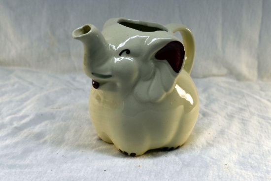 Shawnee elephant pitcher