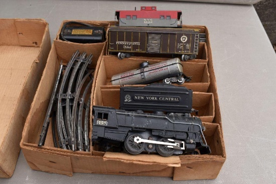 Marx train cars and tracks